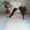त्रिकोणासन की विधि और लाभ (Trikonasana steps and benefits in Hindi) 6 what is trikonasana