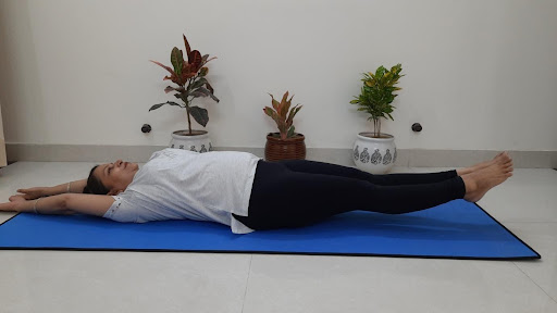 पादोत्तानासन की विधि, लाभ और सावधानियां (Padottanasana benefits, steps in Hindi) 2 Padottanasana yoga