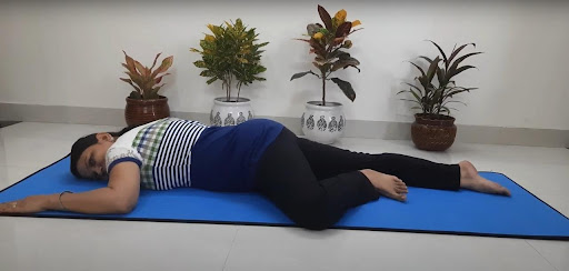 Shithilasana left side