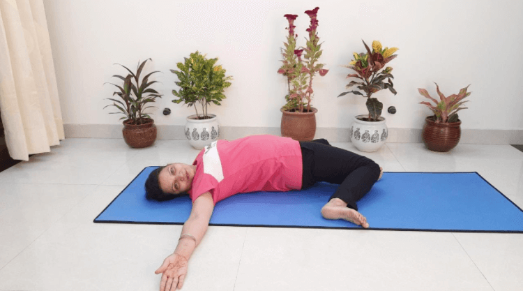 Markatasana techniques in Hindi